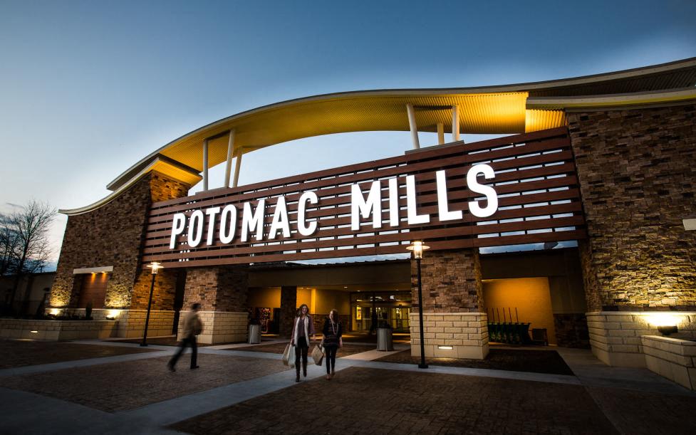 Convenient location to Potomac Mills Shopping Mall Convenient location to Potomac Mills Shopping Mall